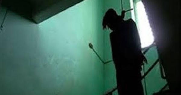 Bình Dương: Bàng hoàng phát hiện thi thể cán bộ ngân hàng trong trạng thái treo cổ tại nhà riêng Bình Dương: Bàng hoàng phát hiện thi thể cán bộ ngân hàng trong trạng thái treo cổ tại nhà riêng
