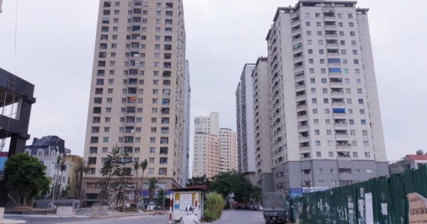 Hà Nội: Người dân tại chung cư Văn Khê bị ép mua nước sinh hoạt qua trung gian? Hà Nội: Người dân tại chung cư Văn Khê bị ép mua nước sinh hoạt qua trung gian?