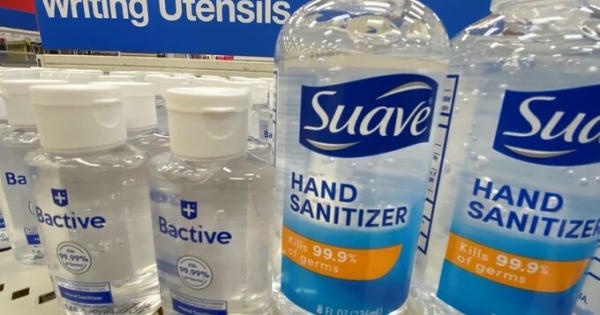 4 người Mỹ chết do uống nước rửa tay