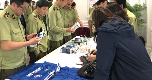 Doanh nghiệp không thể đứng ngoài cuộc chiến phòng chống hàng giả Doanh nghiệp không thể đứng ngoài cuộc chiến phòng chống hàng giả