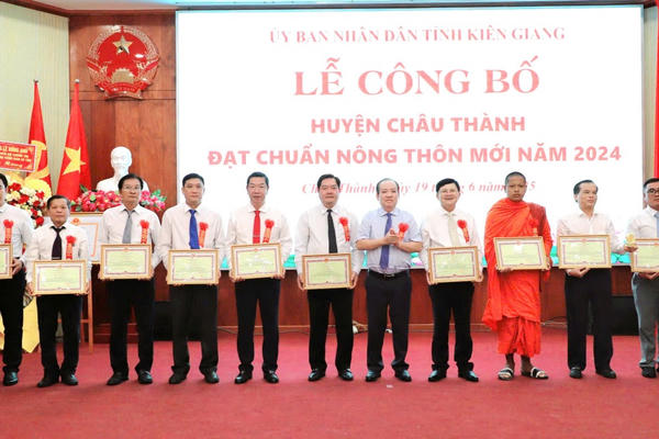 Huyện Châu Thành (Kiên Giang) đạt chuẩn nông thôn mới năm 2024 Huyện Châu Thành (Kiên Giang) đạt chuẩn nông thôn mới năm 2024