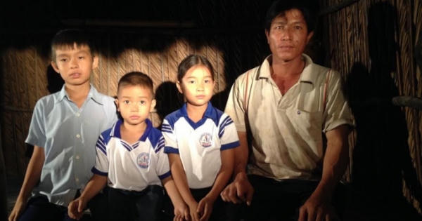 Xót thương gia cảnh nghèo khó của 4 cha con ở Sóc Trăng