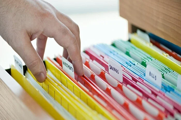 Lệ phí cấp Chứng chỉ hành nghề lưu trữ 300.000 đồng/chứng chỉ