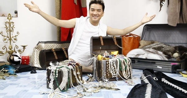 Mr. Đàm phải "tìm đường ra" hết sức tàn nhẫn bằng cách đi shopping