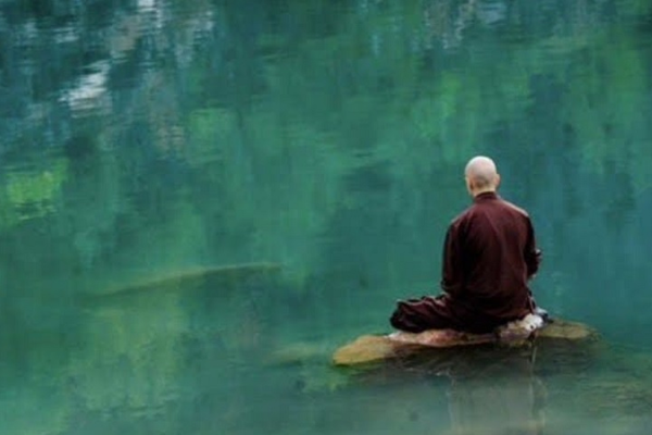 Nóng giận là bản năng, tĩnh lặng là bản lĩnh