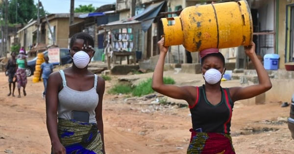 73 nước nghèo nhất thế giới gánh 744 tỷ USD nợ, 63% số tiền là vay từ Trung Quốc