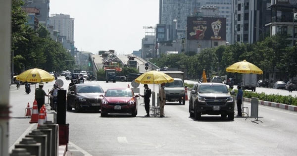 Hà Nội: Giao thông bớt “nóng” sau một tuần lập chốt phân vùng