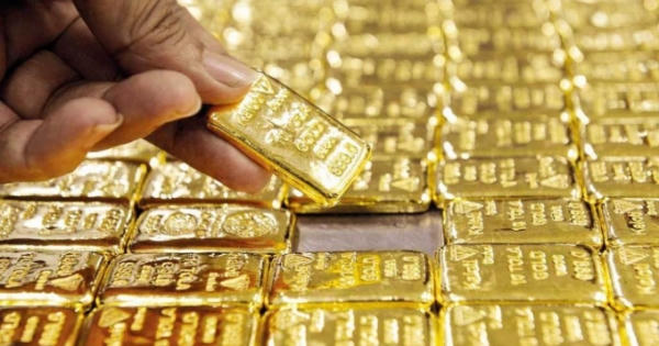 Giá vàng hôm nay 24/4: Giảm nhẹ nhưng vẫn giữ được xu thế đi lên