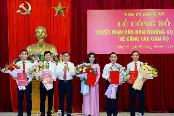 Bà Nguyễn Thị Hồng Hoa giữ chức Trưởng ban Tuyên giáo Tỉnh ủy Nghệ An
