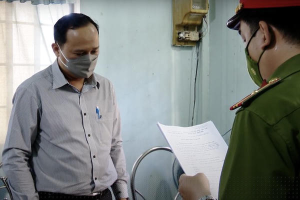 Gian dối trong qúa trình giám sát thi công, giám đốc một doanh nghiệp xây dựng bị khởi tố, bắt tạm giam