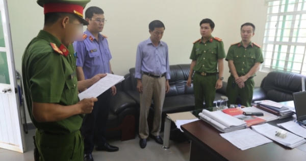 Khởi tố nguyên Giám đốc Sở Xây dựng Đắk Nông