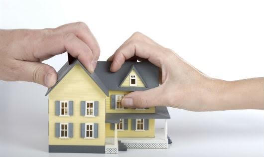 Nhiều vấn đề cần làm rõ trong vụ kiện đòi đất bị lấn chiếm ở Quảng Bình Nhiều vấn đề cần làm rõ trong vụ kiện đòi đất bị lấn chiếm ở Quảng Bình