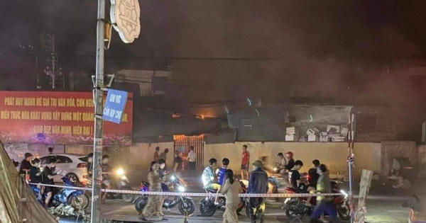 Quảng Ninh: Kịp thời dập tắt đám cháy tại chợ Cửa Ông