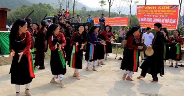 Sình ca - linh hồn văn hóa dân tộc người Cao Lan Sình ca - linh hồn văn hóa dân tộc người Cao Lan