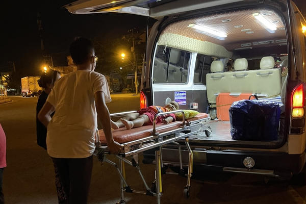 Những chuyến xe cấp cứu nghĩa tình 0 đồng Những chuyến xe cấp cứu nghĩa tình 0 đồng