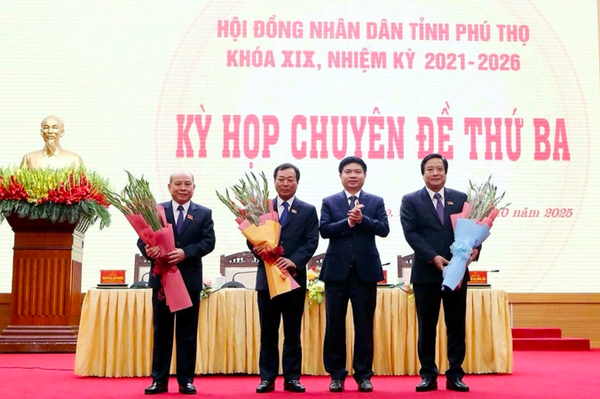 Ông Bùi Đức Hinh được bầu giữ chức Chủ tịch HĐND tỉnh Phú Thọ