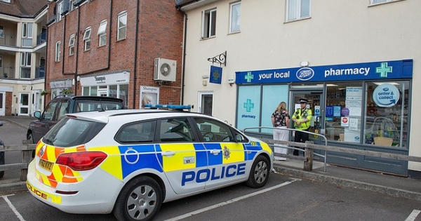 Hai người Anh bị trúng độc bí ẩn giống cựu điệp viên hai mang Nga