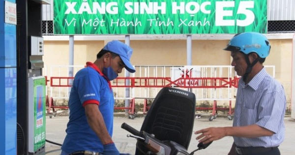 Bản tin Kinh tế Plus: Vì sao người dân e ngại dùng xăng E5? Bản tin Kinh tế Plus: Vì sao người dân e ngại dùng xăng E5?