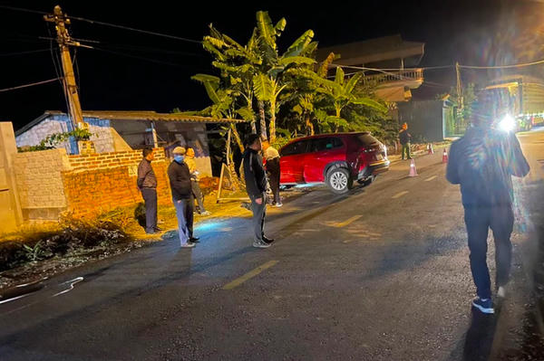 Quảng Ninh: Tài xế thông chốt nồng độ cồn, gây tai nạn cho người đi đường rồi bỏ chạy