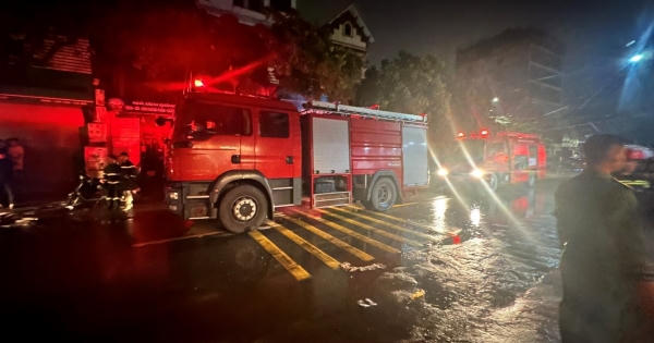 Cháy nhà dân trong đêm, 3 người trong gia đình tử vong