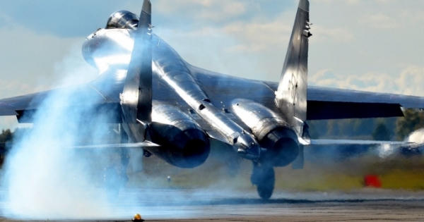 Indonesia mua 12 tiêm kích Su-35 của Nga