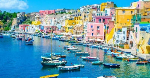 Bài học bảo tồn văn hóa làng biển từ thế giới