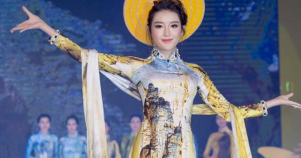Những bóng hồng thướt tha trong Trang phục Việt Nam qua các thời kỳ Những bóng hồng thướt tha trong Trang phục Việt Nam qua các thời kỳ