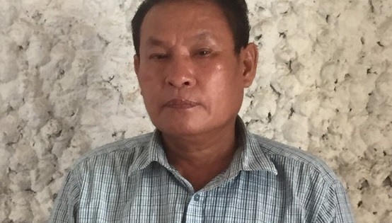 Cầm cuốc bổ chết hàng xóm rồi thản nhiên ra đồng như không có chuyện gì