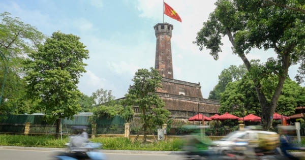 Hà Nội rực rỡ cờ hoa mừng ngày Giải phóng thủ đô