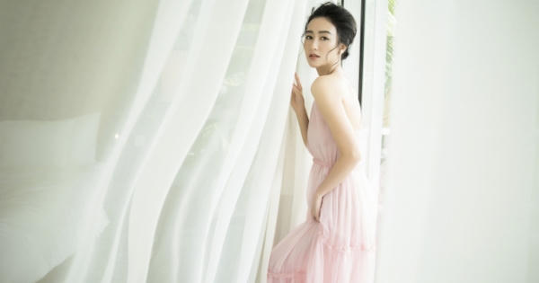 Ngắm vẻ đẹp tinh khôi, nữ tính của Hà Thu trước thềm năm mới Kỷ Hợi