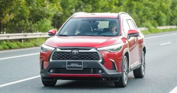 Bán ôtô nhập khẩu tại Việt Nam - "ngược dòng nhưng dễ bơi"