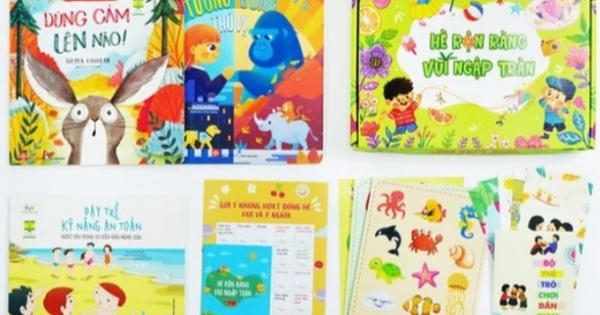 Giúp trẻ giải trí và tiếp thu kiến thức mới với hộp quà "Hè rộn ràng" Giúp trẻ giải trí và tiếp thu kiến thức mới với hộp quà "Hè rộn ràng"