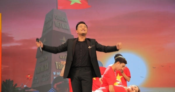 Tự hào giai điệu " Biển Việt Nam - Sóng Việt Nam"