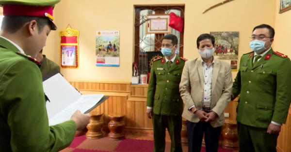 Khởi tố, bắt tạm giam nguyên Phó Giám đốc Sở Y tế tỉnh Sơn La