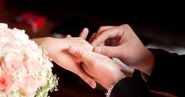 Hình thức 'hôn nhân hai chiều' tại Trung Quốc gây tranh cãi trong dư luận