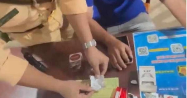 Phát hiện tài xế chở quá tải hơn 70%, lại dương tính với ma tuý