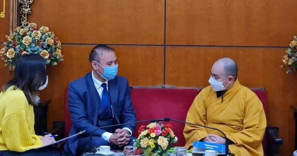 Phó Đại sứ Cộng hoà Kazakhstan thăm Giáo hội Phật giáo Việt Nam Phó Đại sứ Cộng hoà Kazakhstan thăm Giáo hội Phật giáo Việt Nam