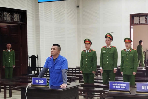 Quảng Ninh: 8 năm tù cho kẻ thuê xe ô tô, bán lấy tiền đánh bạc