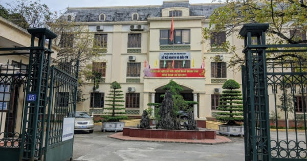 Hà Nam: Chủ tịch hội đồng quản trị bỗng dưng mất quyền điều hành công ty