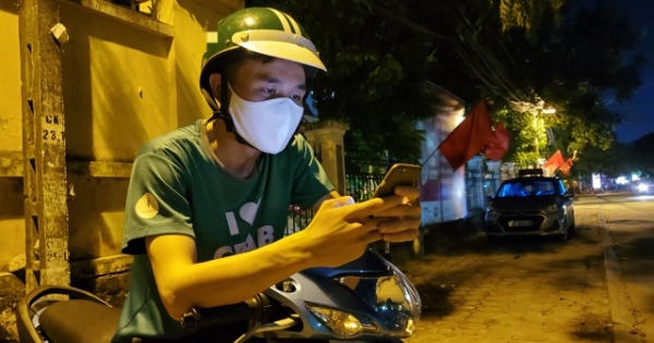 Gian nan những cuốc xe công nghệ về đêm