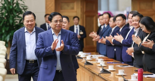 Thủ tướng: Không say sưa, thỏa mãn, chủ quan với những thành tựu, kết quả đã đạt được