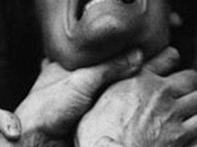 Vĩnh Phúc: Bắt nam thanh niên bóp cổ bà lão, cướp tài sản