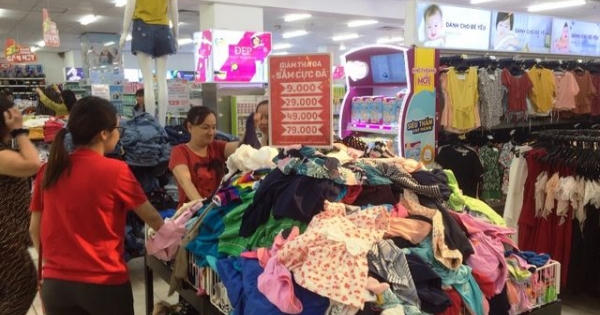 Doanh nghiệp may mặc vẫn có thể phá sản vì phụ thuộc vào Big C? Doanh nghiệp may mặc vẫn có thể phá sản vì phụ thuộc vào Big C?