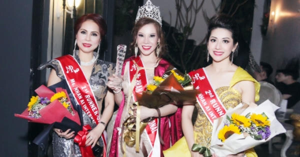 Cát Tường đăng quang cuộc thi Hoa hậu Phu Nhân Nhân Ái tại Thái Lan Cát Tường đăng quang cuộc thi Hoa hậu Phu Nhân Nhân Ái tại Thái Lan