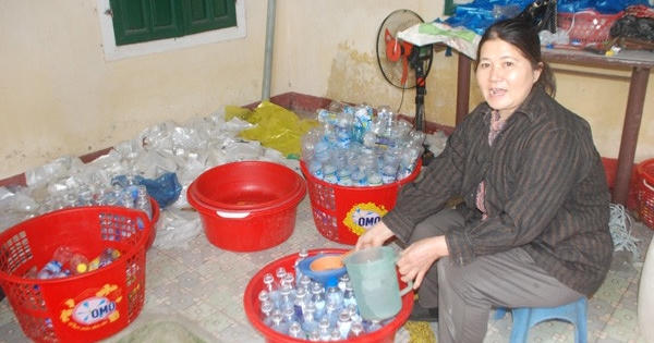 Kinh hãi: Nước lã + Axit = Giấm ăn