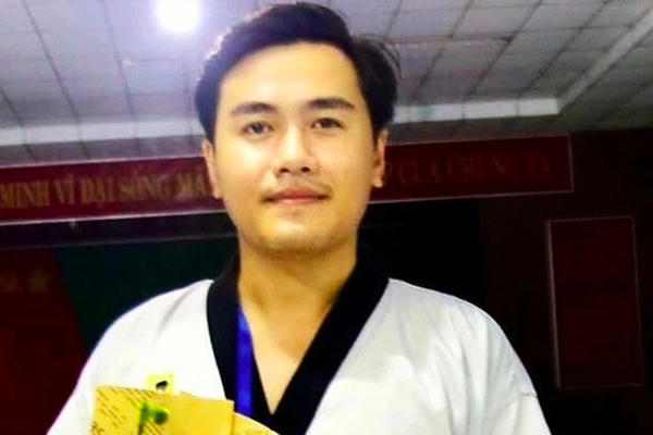 Bắt khẩn cấp huấn luyện viên Taekwondo bị tố hiếp dâm nhiều nam sinh Bắt khẩn cấp huấn luyện viên Taekwondo bị tố hiếp dâm nhiều nam sinh