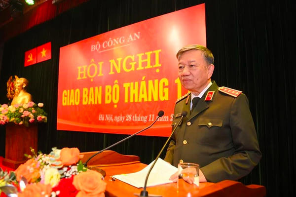 Bộ trưởng Bộ Công an chỉ đạo tập trung đấu tranh với các loại tội phạm dịp cuối năm