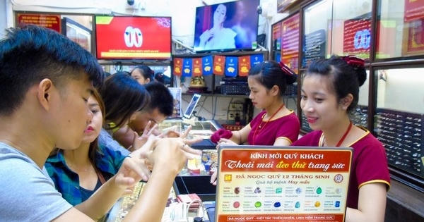 Giá vàng ngày 8/7: Giá vàng SJC 36,5 triệu đồng/lượng