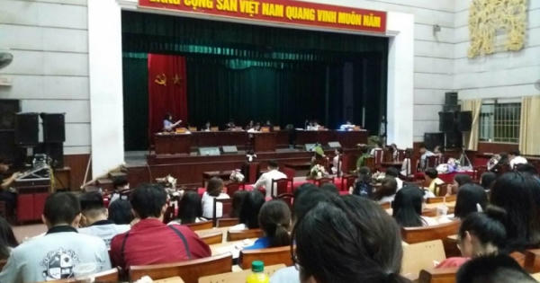 Phiên tòa giả định: "Khi tình yêu chìm trong lửa hận"