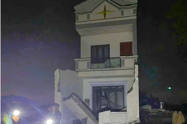 Lốc xoáy kinh hoàng khiến một người chết, hơn 300 hộ dân bị ảnh hưởng ở Ninh Bình